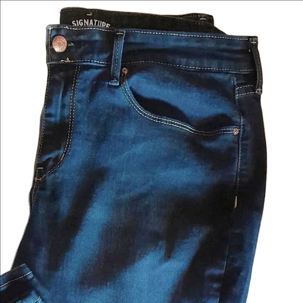 Signiture by Levis Strauss Modern Skinny Jeans